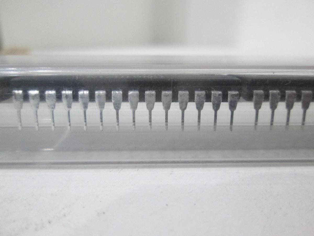 CN61071N, 1818-3803, Integrated Circuit, New, Lot of 13