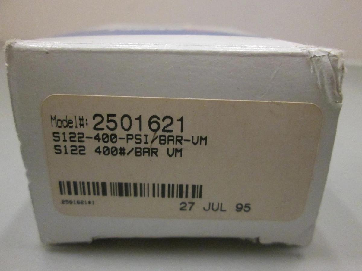 Used Span Instruments Cleanroom Gauge S122-400, 2", Male Face Seal, Stem Mount