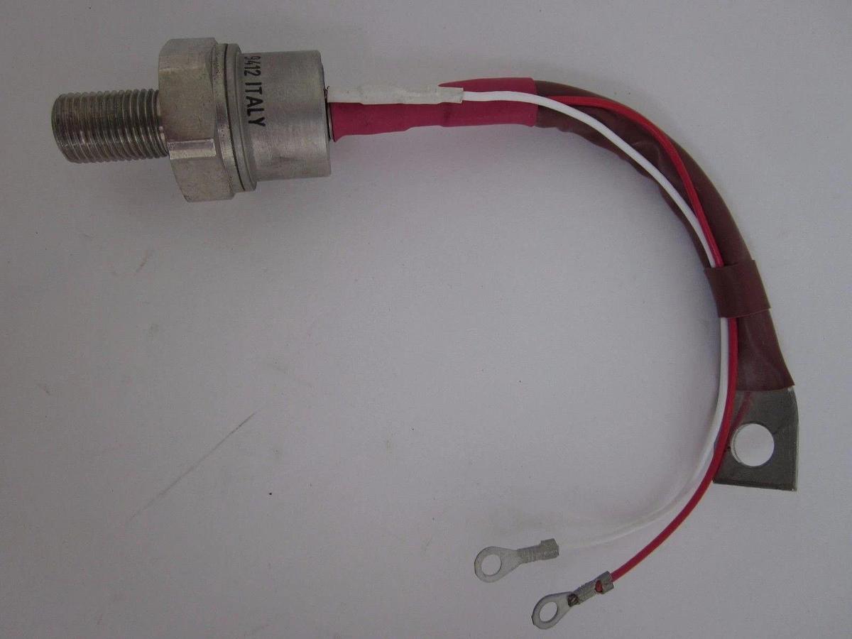 International Rectifier ST110S06P0V 9412 Thyristor SCR - LOT of 2 NEW