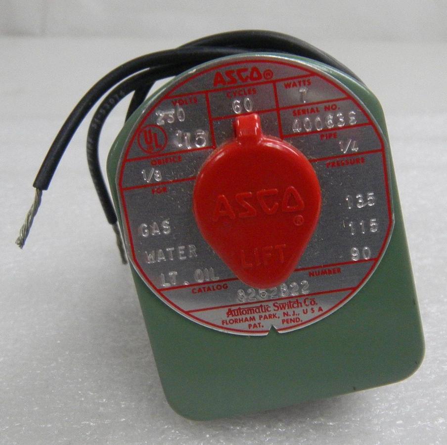 Used Asco 8262B22 Solenoid Valve, Volts 115/60, Orifice 1/8", Pipe 1/4", 115 PSI, 7 W