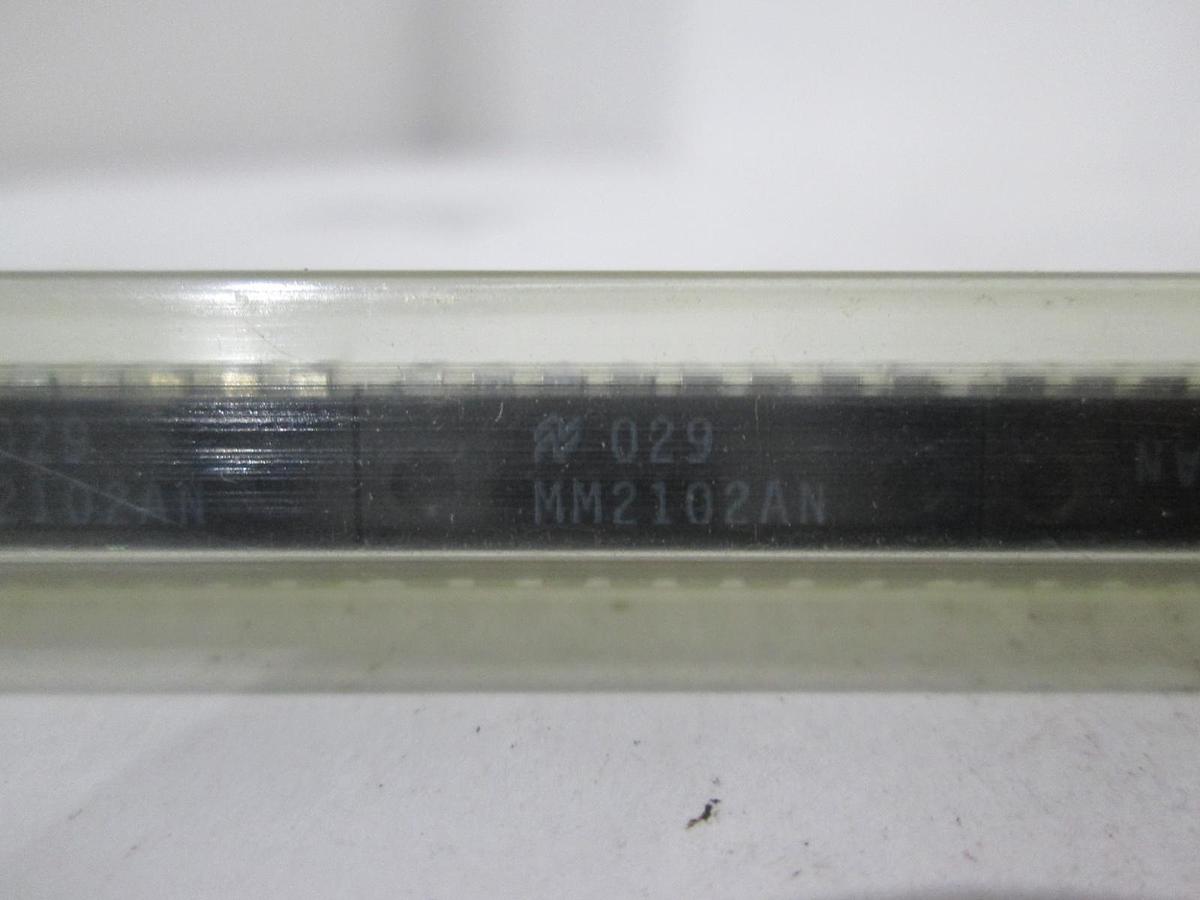 Used National Semiconductor, MM2102AN, Integrated Circuit, New, Lot of 22