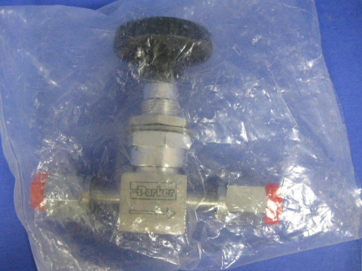 Parker 4V1-P4K-SS Manual Bellows Valve, 1/4" FVCR, New