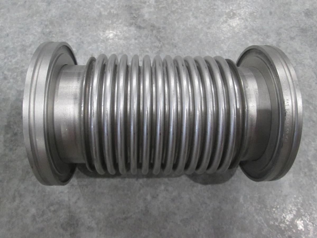 Used Stainless Steel Formed Bellows Vacuum Pipe/Hose, 7"L, 107MM Flange, Used