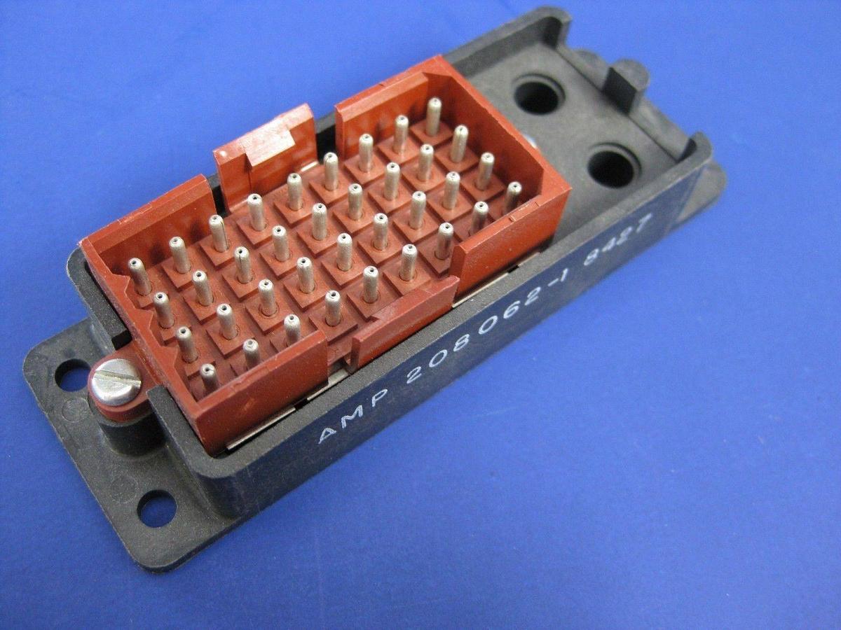 Used TE Connectivity / AMP 208062-1 Metrimate Connector, 36 Position, Lot of 10