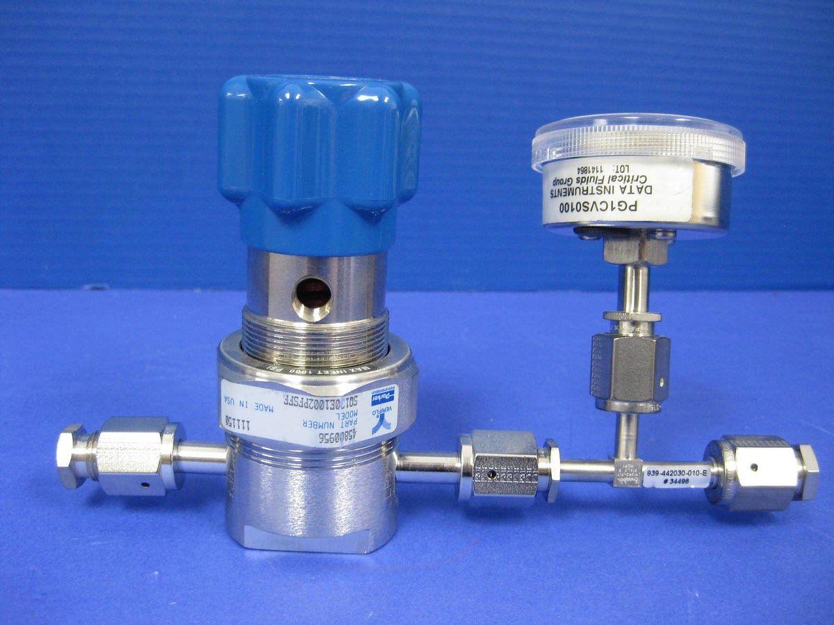 Used Veriflo SQ130E1002PFSFF UHP Point-Of-Use Pressure Regulator Assy w/ Gauge, Used