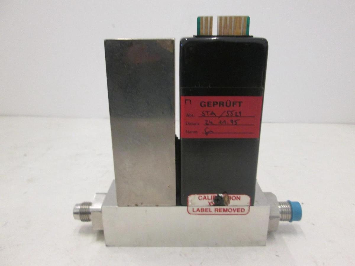 Used Unit UFC-3020A Mass Flow Controller MFC, N2, 50 SLM, Used
