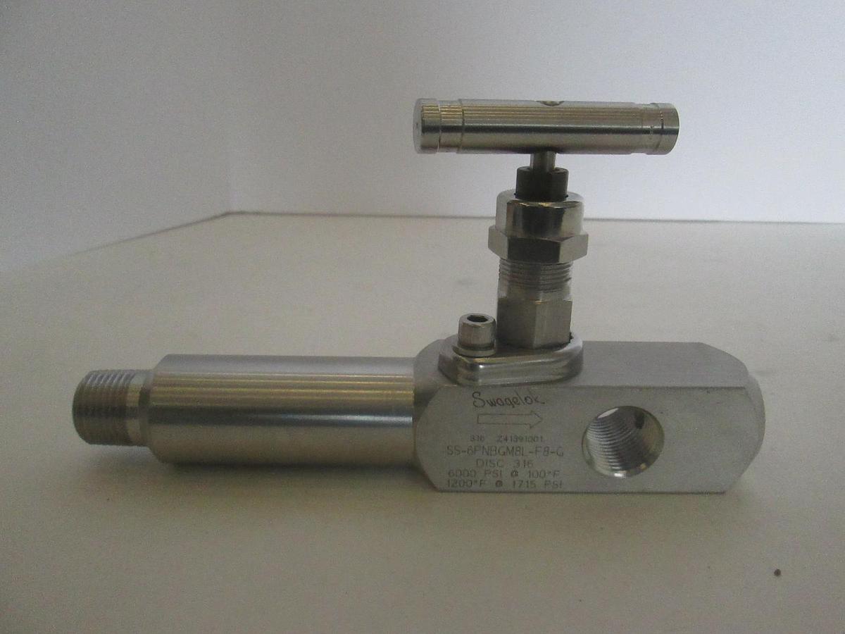 Used Swagelok, SS-6PNBGM8L-F8-G, Bonnet Gauge Needle Valve, Used