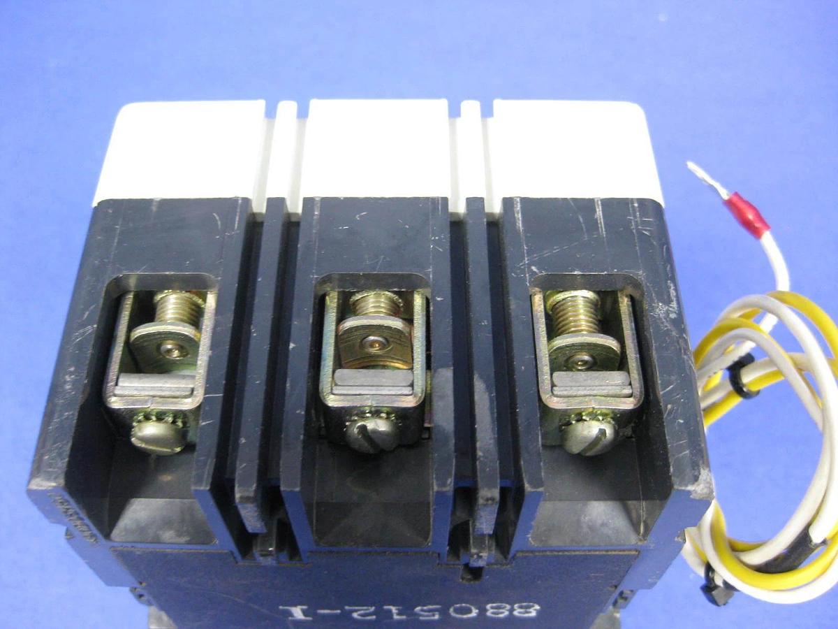 Used Westinghouse Series C HMCP030H1C Circuit Breaker, 600VAC-250VDC 30A 3 Pole, Used