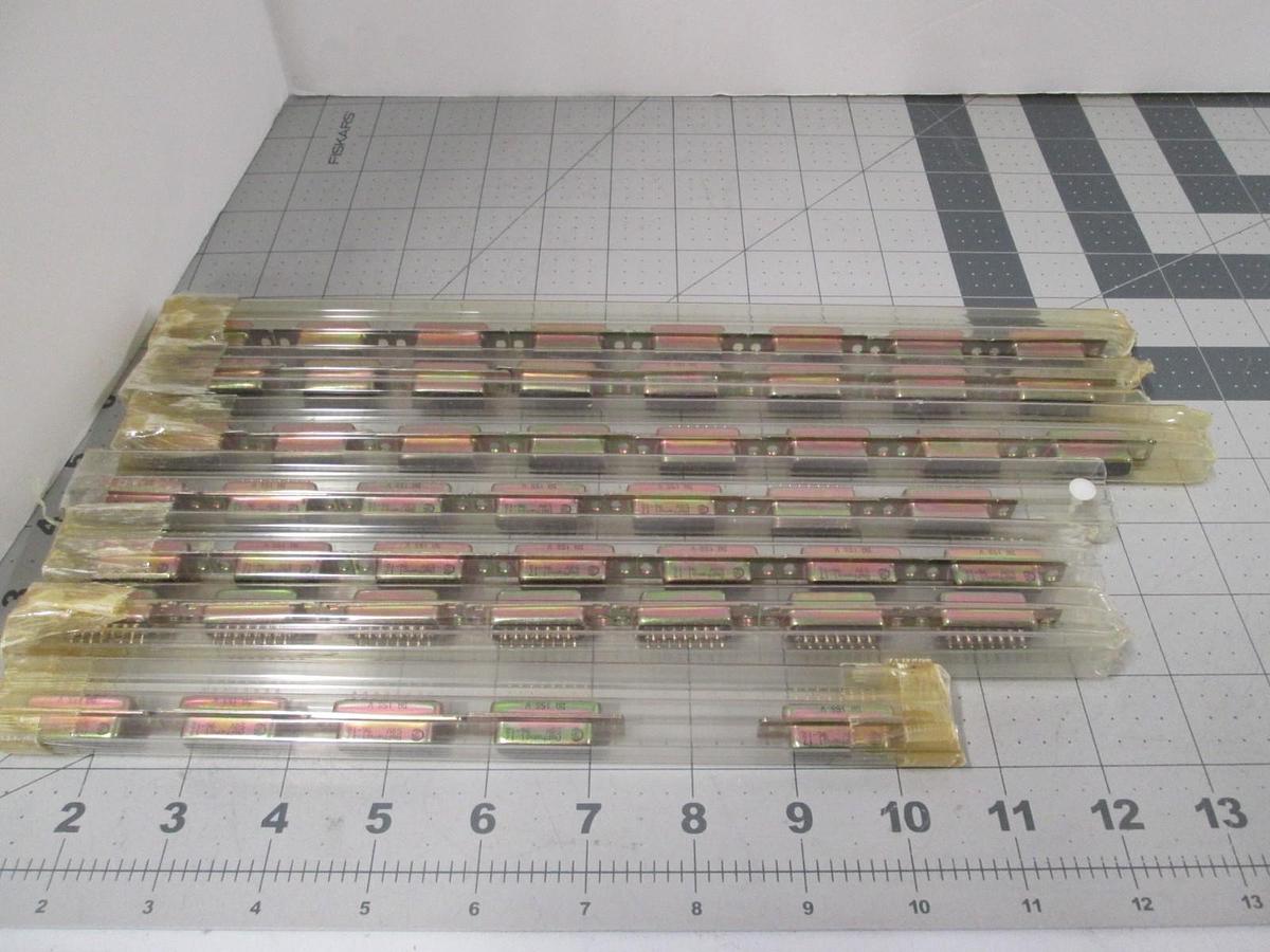 Used Amphenol, DA 15S V, D-Sub Connector, 15 Pin Straight, F Socket, New Lot of 50