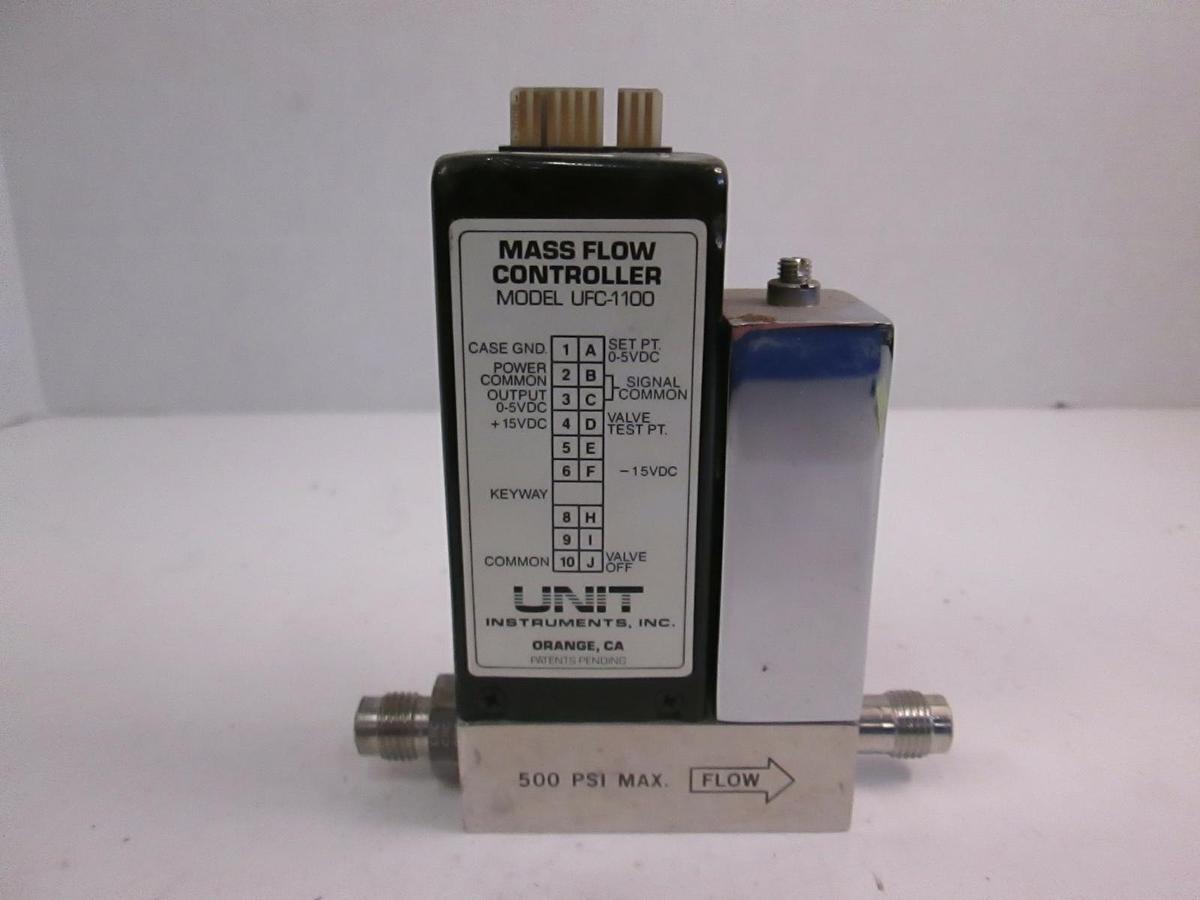 Used Unit UFC-1100 Mass Flow Controller, O2, 200 SCCM, Used