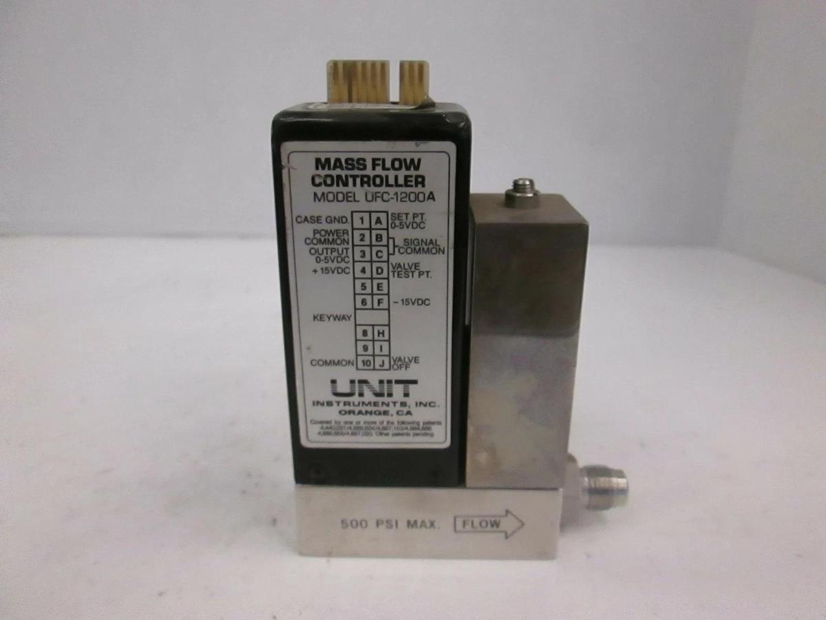 Used UFC-1200, Mass Flow Controller MFC, O2, 500 SCCM, Used