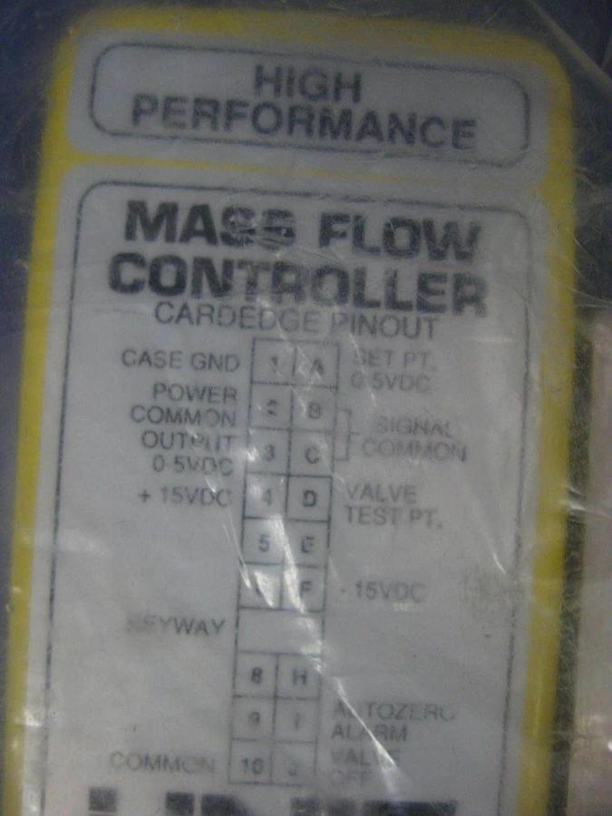 Used Unit UFC-1100 MFC, O2, 3 SLM, 1/4" Male, AMAT 233-4135-43, Lot of 2