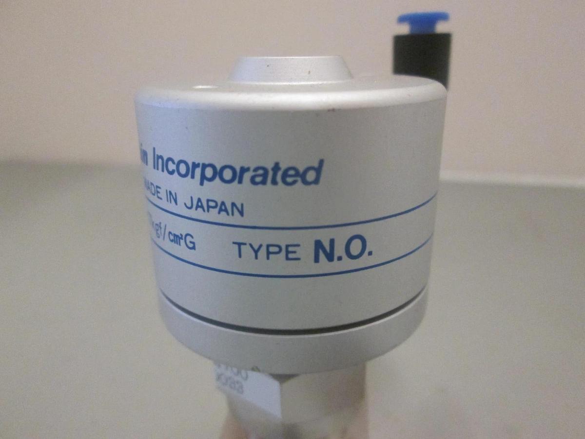 Used Fujikin, 3.5-7kgf, N.O. Pneumatic Valve, 1/4" MVCR, Used