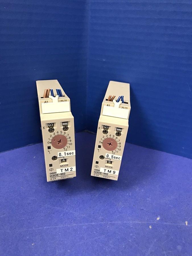 Used OMRON H3DE-M2 Multi-Function Timer with 8 Modes, DPDT, LOT of 2 Used