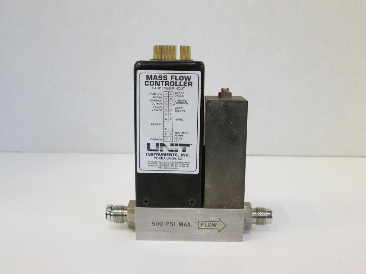 Used Unit UFC-1110 Mass Flow Controller MFC, N2, 30 SLPM, 1/4" Male