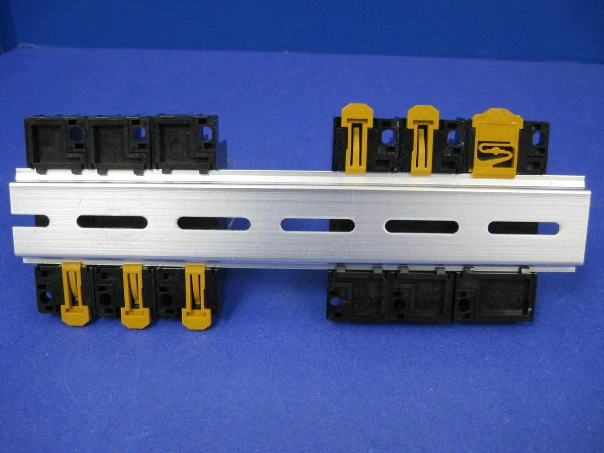 Used OMRON Relay Assy w/ MY2N-D2 Relays, Track Mount, Used