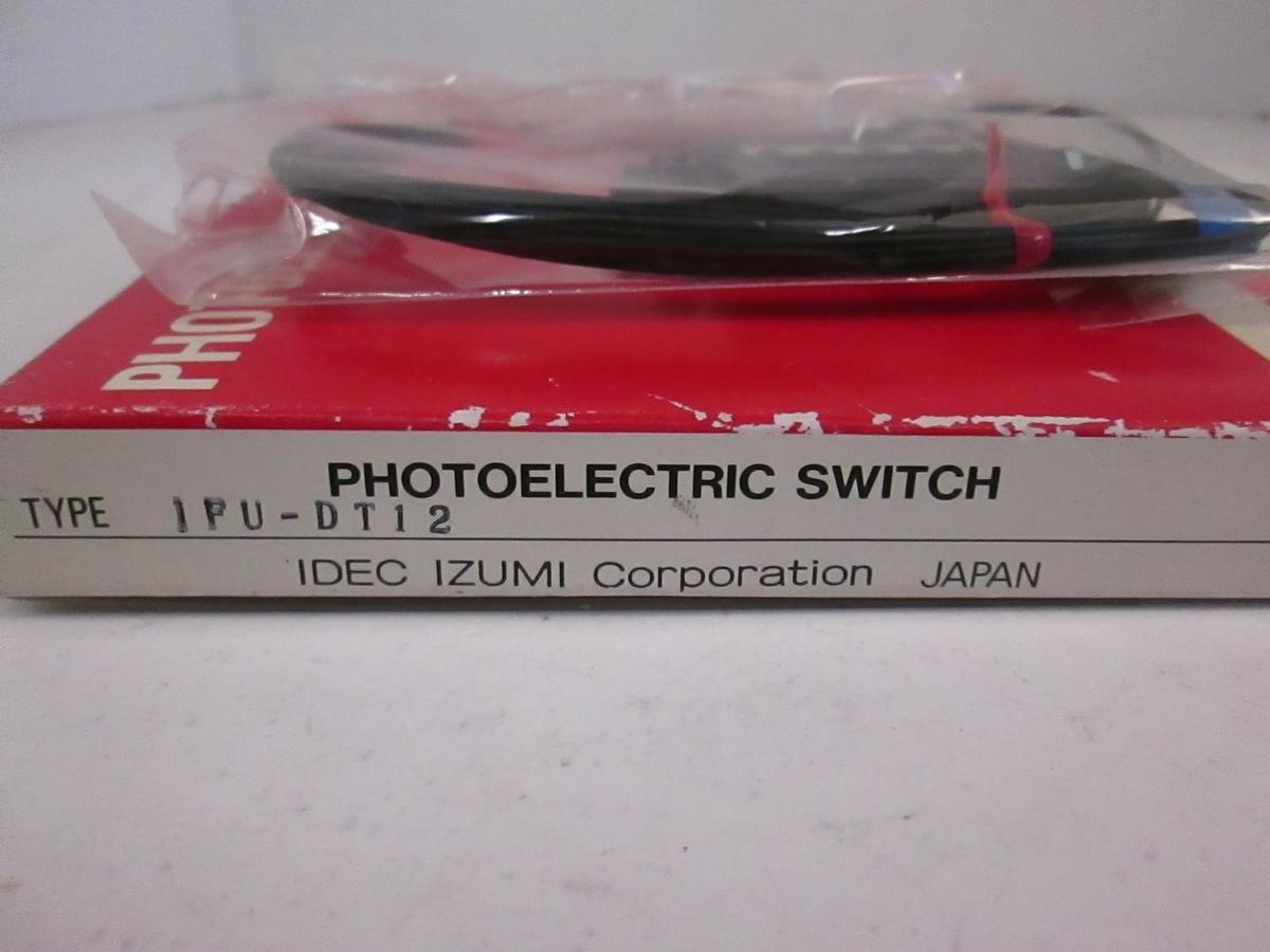 Used IDEC IFU-DT12, Photoelectric Switch, New