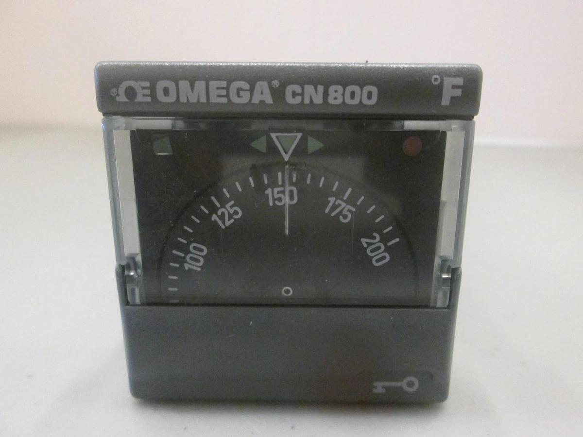 Used OMEGA CN800 Series, Model CN884J, Temperature Controller, Used
