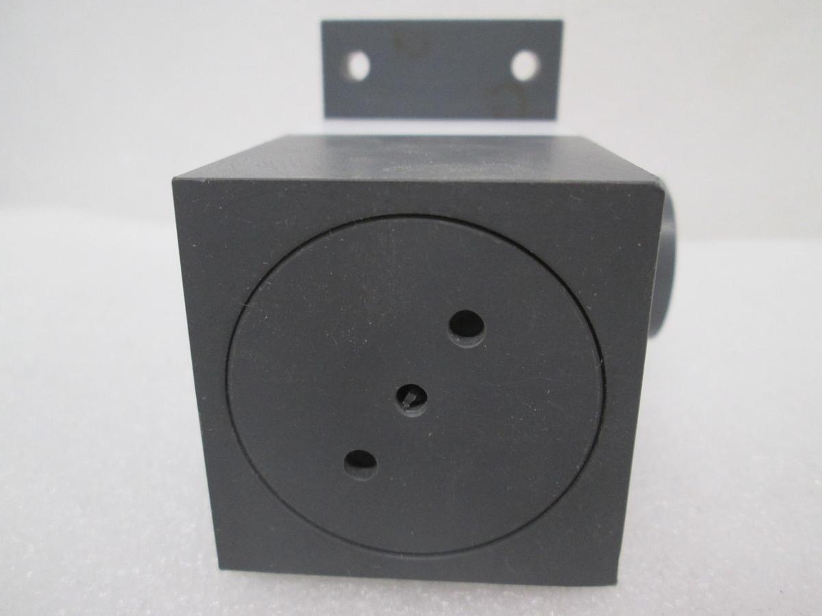 Used Furon, ACR 2W8P C, Pneumatic Valve, Used