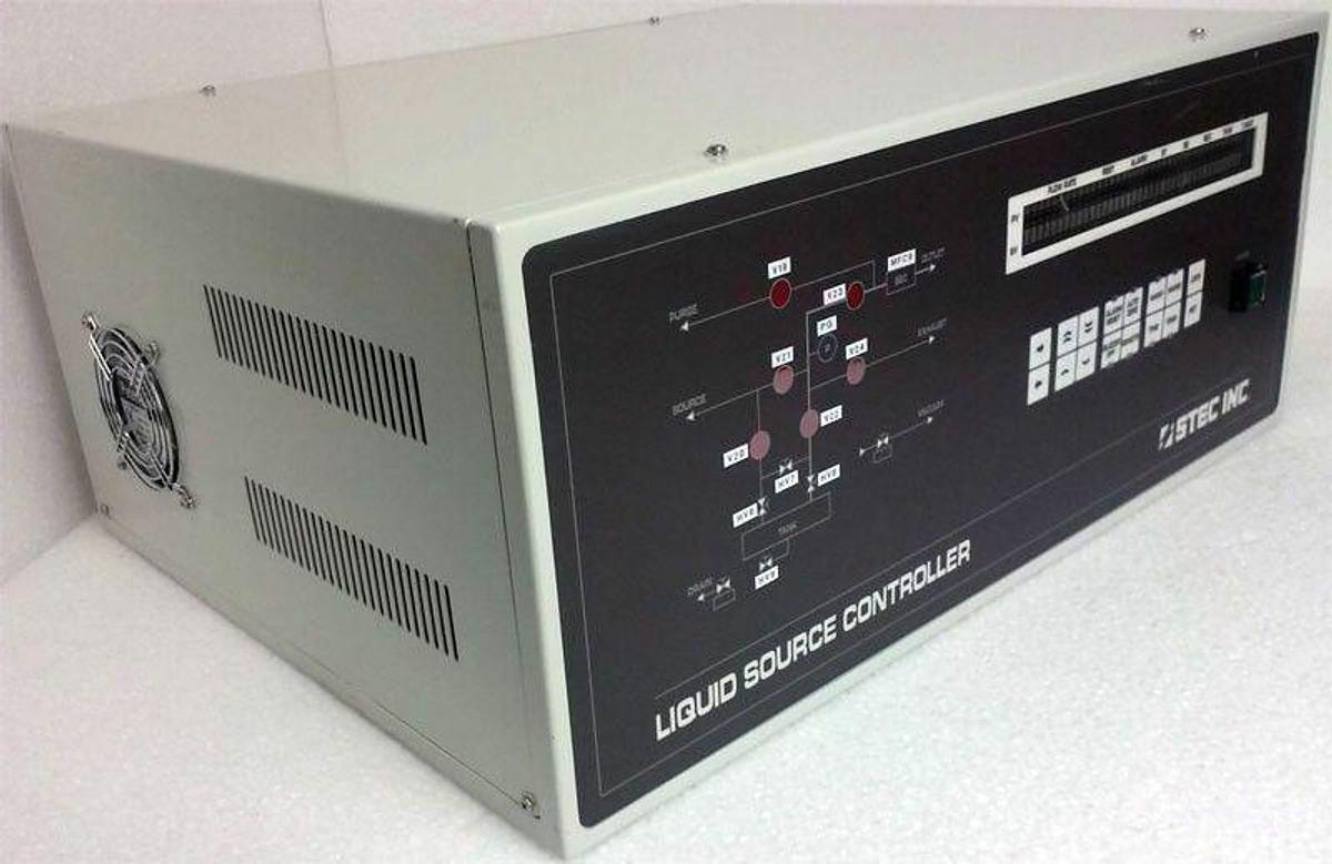 Used STEC LSC-6230-S3-11 Liquid Source Controller w/ SMT-8000, LSC-6200 and Cables