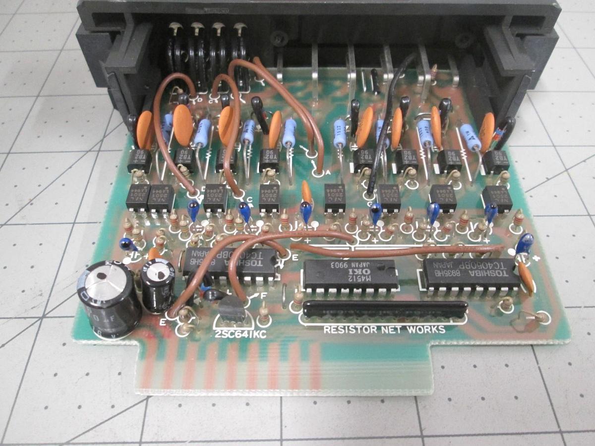 GE Fanuc, IC610MDL111A, Module, PLC Input, Module 8 Circuits, New