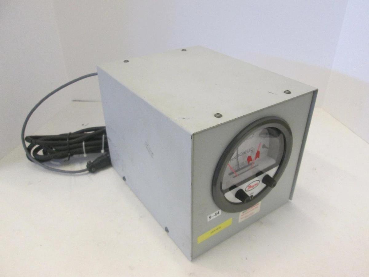 Used Dwyer,3003C, Photohelic Pressure Gauge, 0-3" for Water, Used Semi Gas enclosure