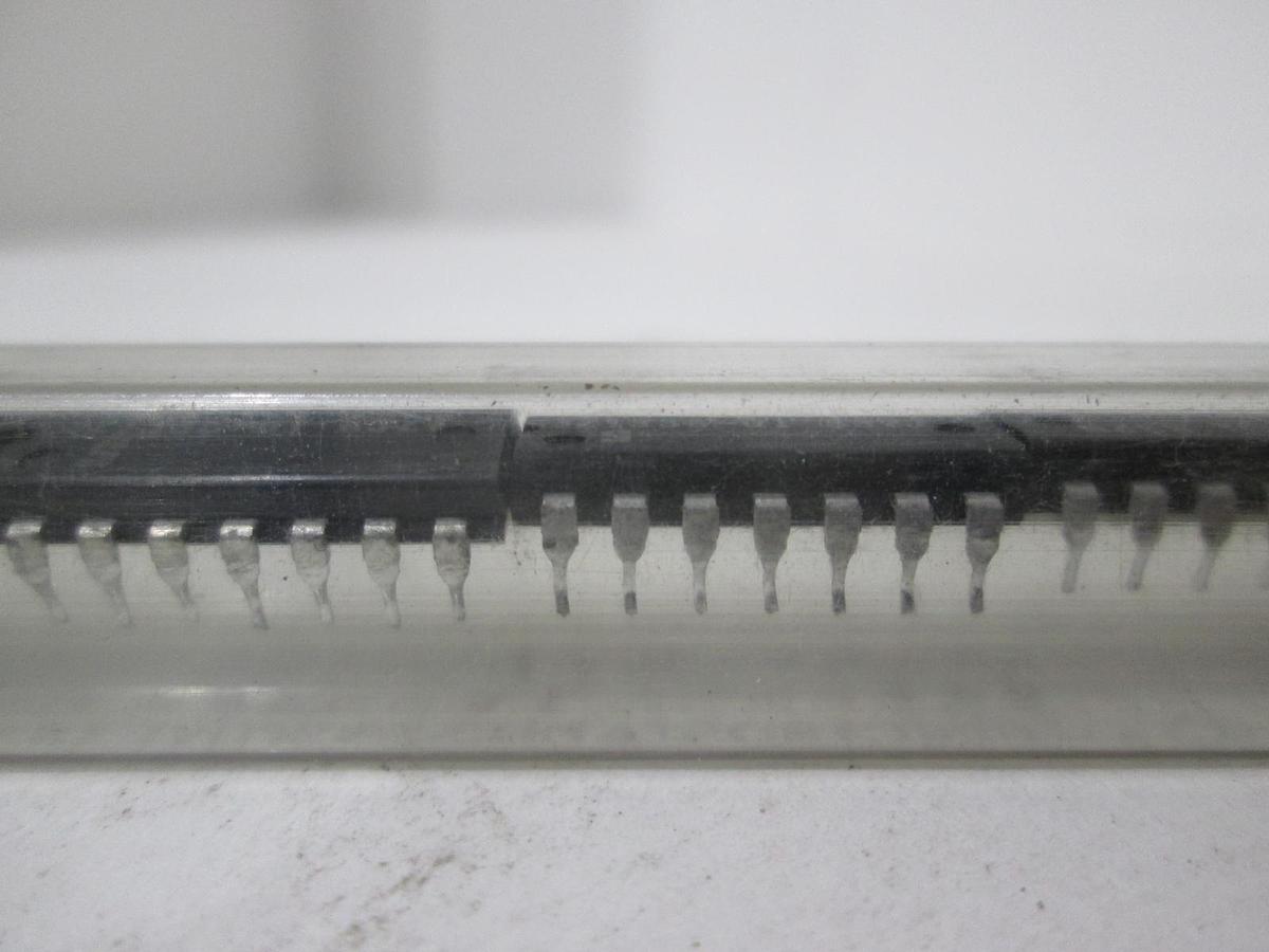 National Semiconductor, 321336-01, Integrated Circuit, New, Lot of 24
