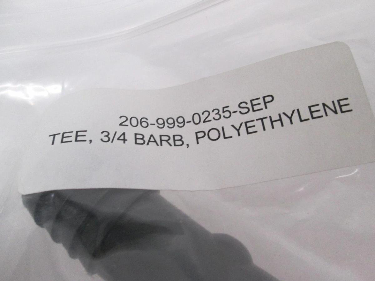 Tee, 3/4 Barb, Polyethylene, 206-999-0235, New, Lot of 4