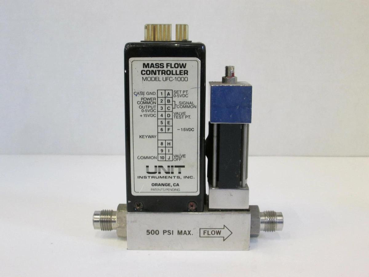 Used Unit UFC-1000 Mass Flow Controller MFC, SIH2CL2, 100 SCCM, 1/4" Male