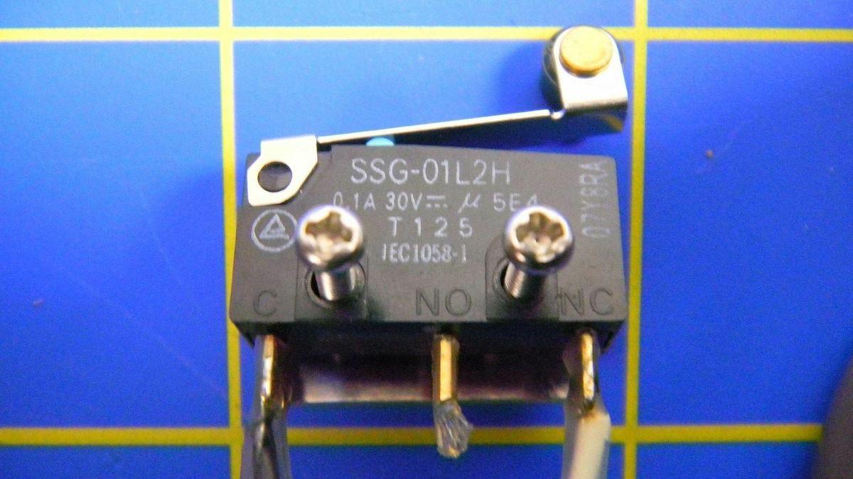 Used Tokyo Electron Limited, Alpha 8s, Omron SSG-01L2H Micro Switch, 0.1A, 30V, Used