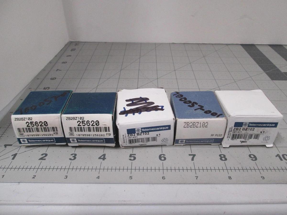 Telemecanique, ZB2 BZ102, Contact Block, New, Lot of 5