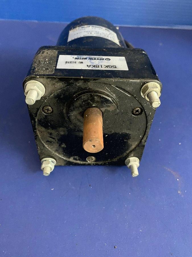 Used Oriental Motor M540-201-B1 Speed Control Motor w/ 5GK18KA Gear Head, Used