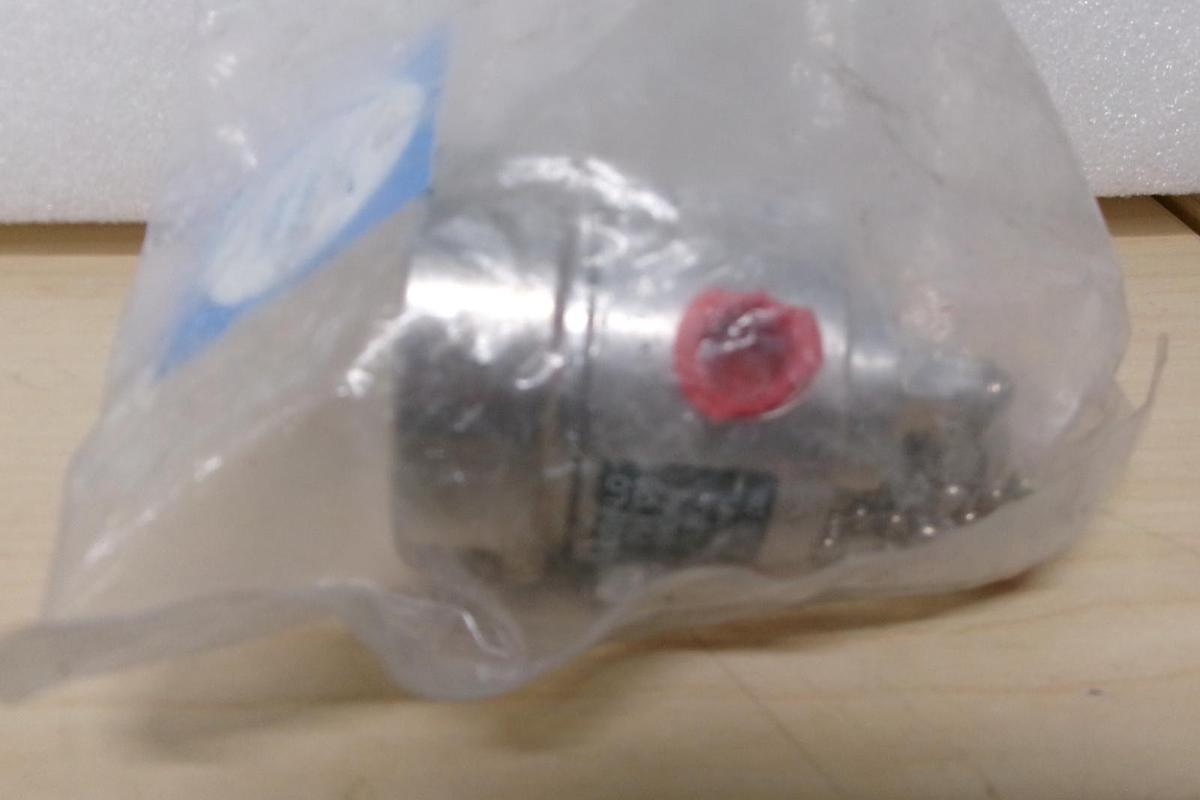Used Veriflo Corporation, flo 120 1000 cc/min 30 psi,120sv20 new