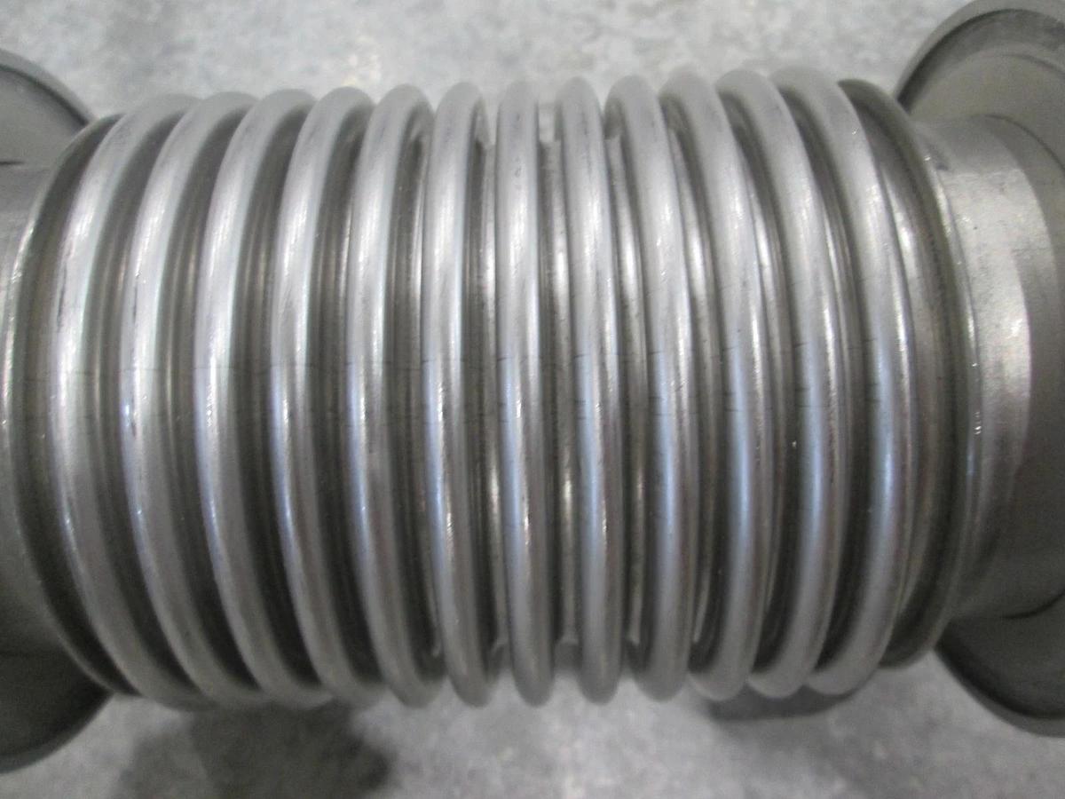 Used Stainless Steel Formed Bellows Vacuum Pipe/Hose, 7"L, 107MM Flange, Used