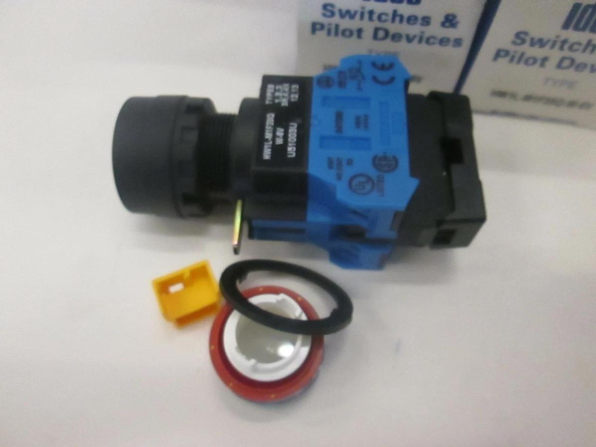 Idec, Push Button Switch, HW1L-M1F20Q-W-6V, New, Lot of 5