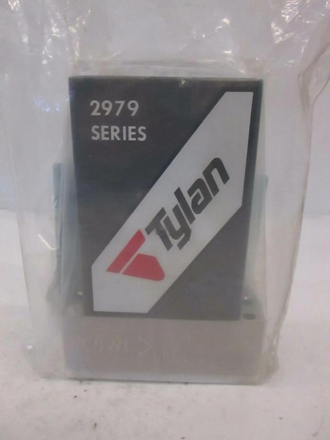 Refurbished Tylan DFC-2979MEP5, MFC Mass Flow Controller 100 SCCM, CH2F2, Rfrb