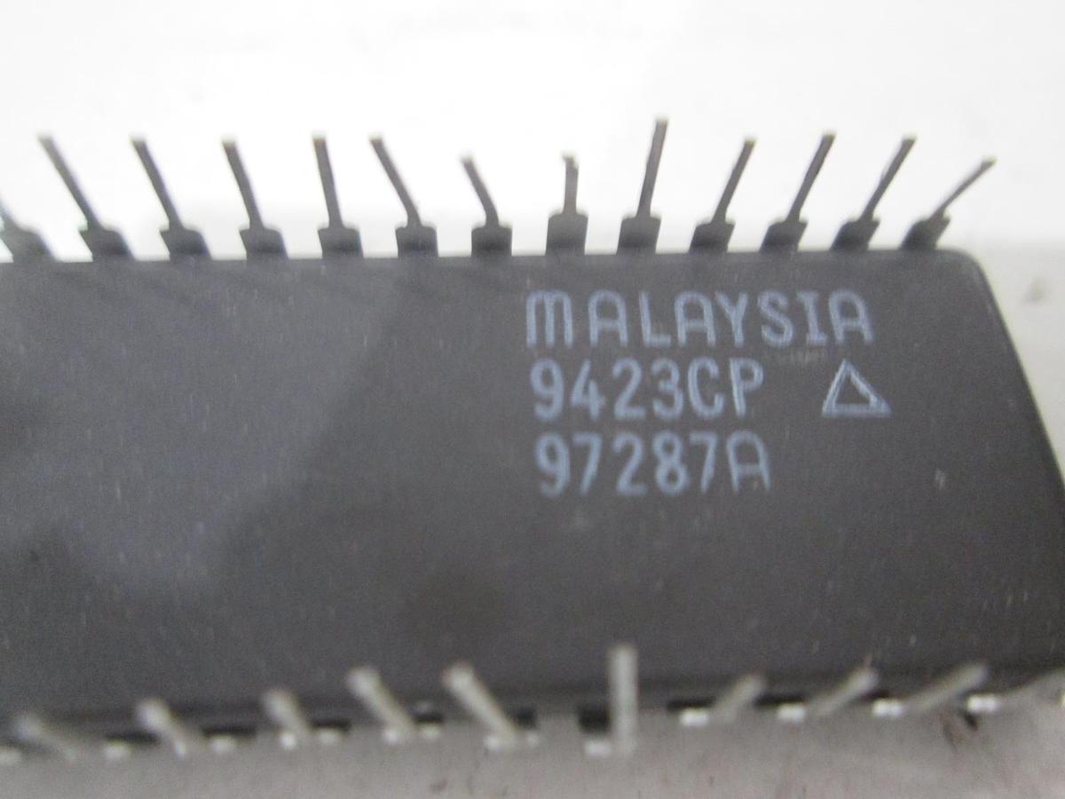 Used Texas Instruments, 9423CP, Integrated Circuit, Used