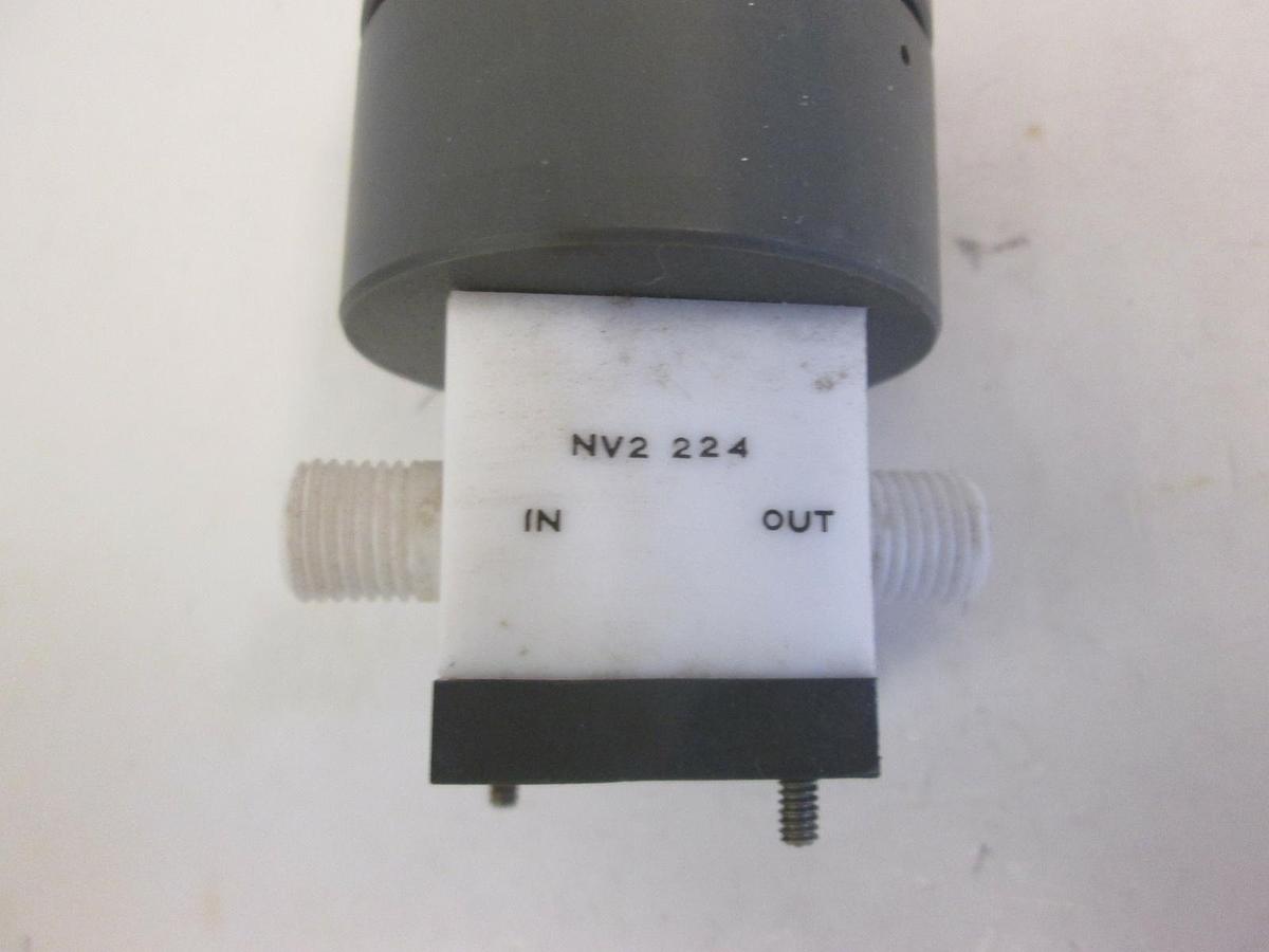 Used Furon NV2-224 Pneumatic Valve 1/4", 60 psi, 50 psi, Used
