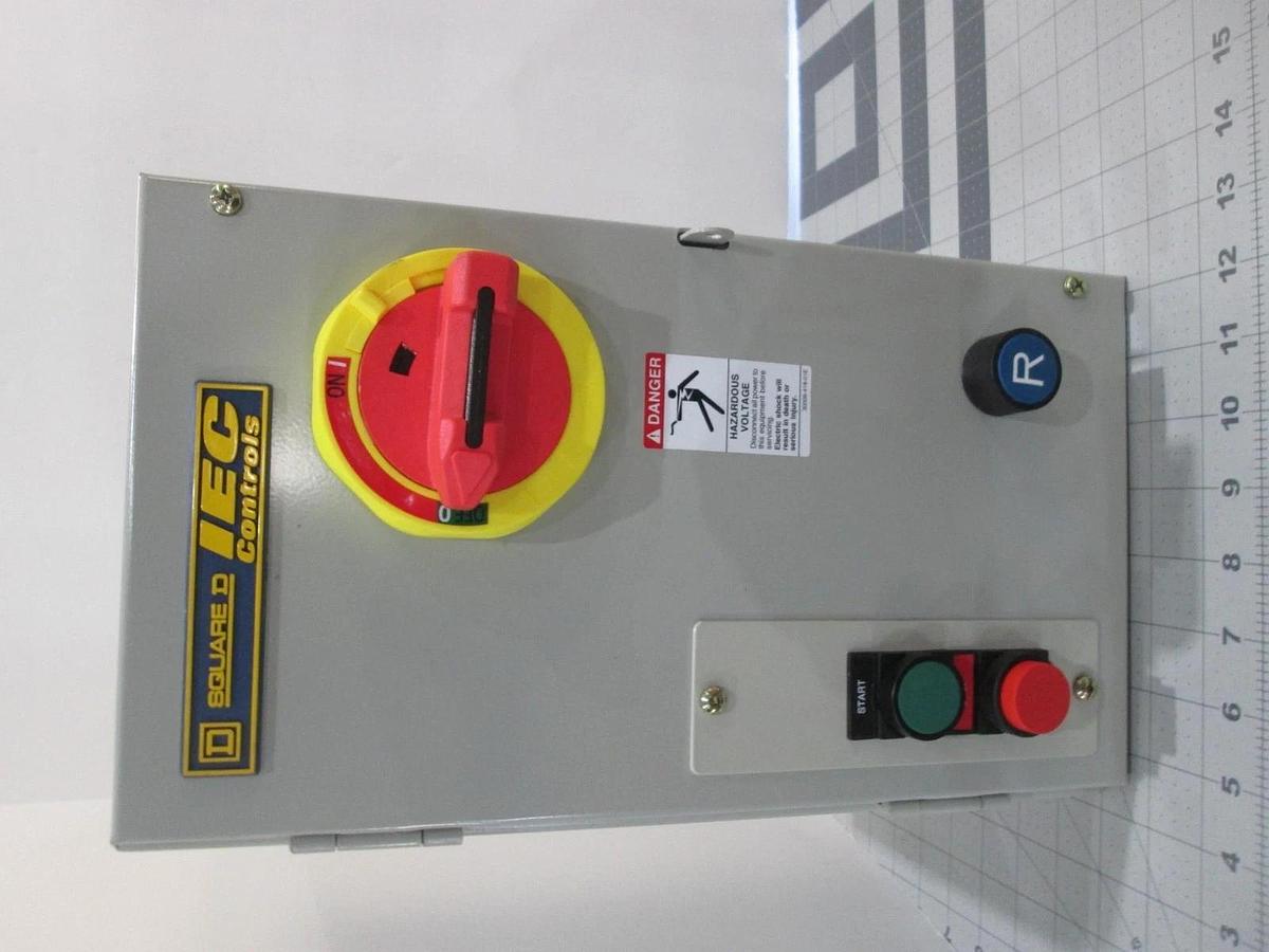Square D, LE1U-D0986-M7A-SVG, IEC Controls Unit, Power Supply, New