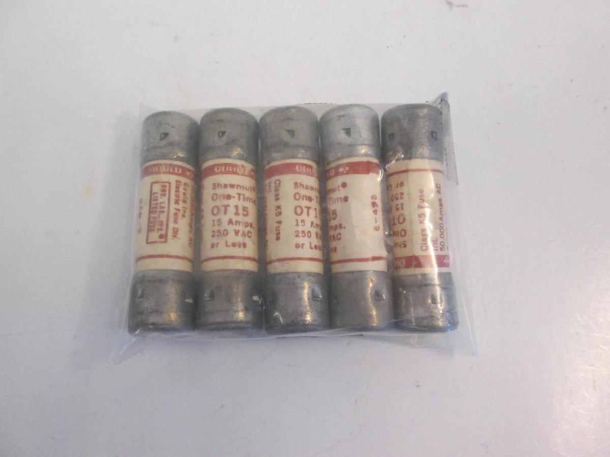 Used Shawmut OT15, 15A, 250VAC Fuse, Lot of 5