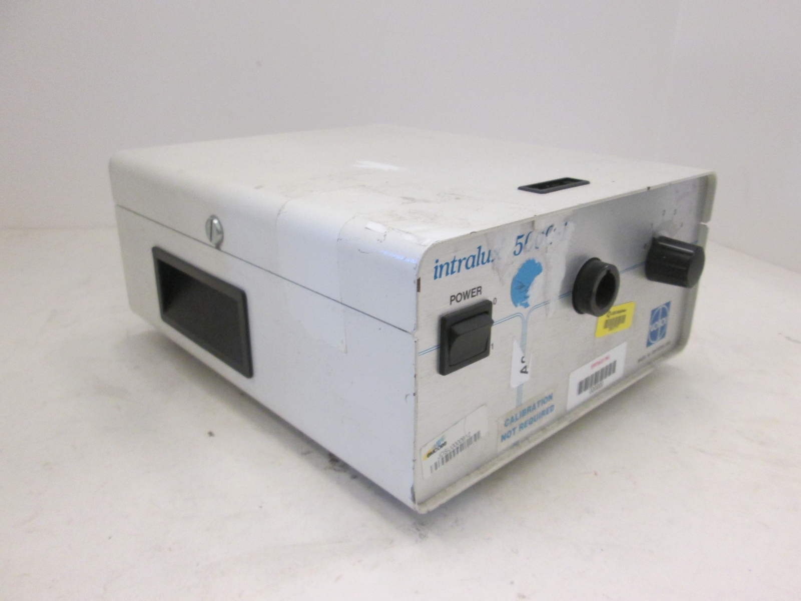 Used Intralux 5000-1, Light Source Illuminator, 121V, 50/60Hz, 185W, Used