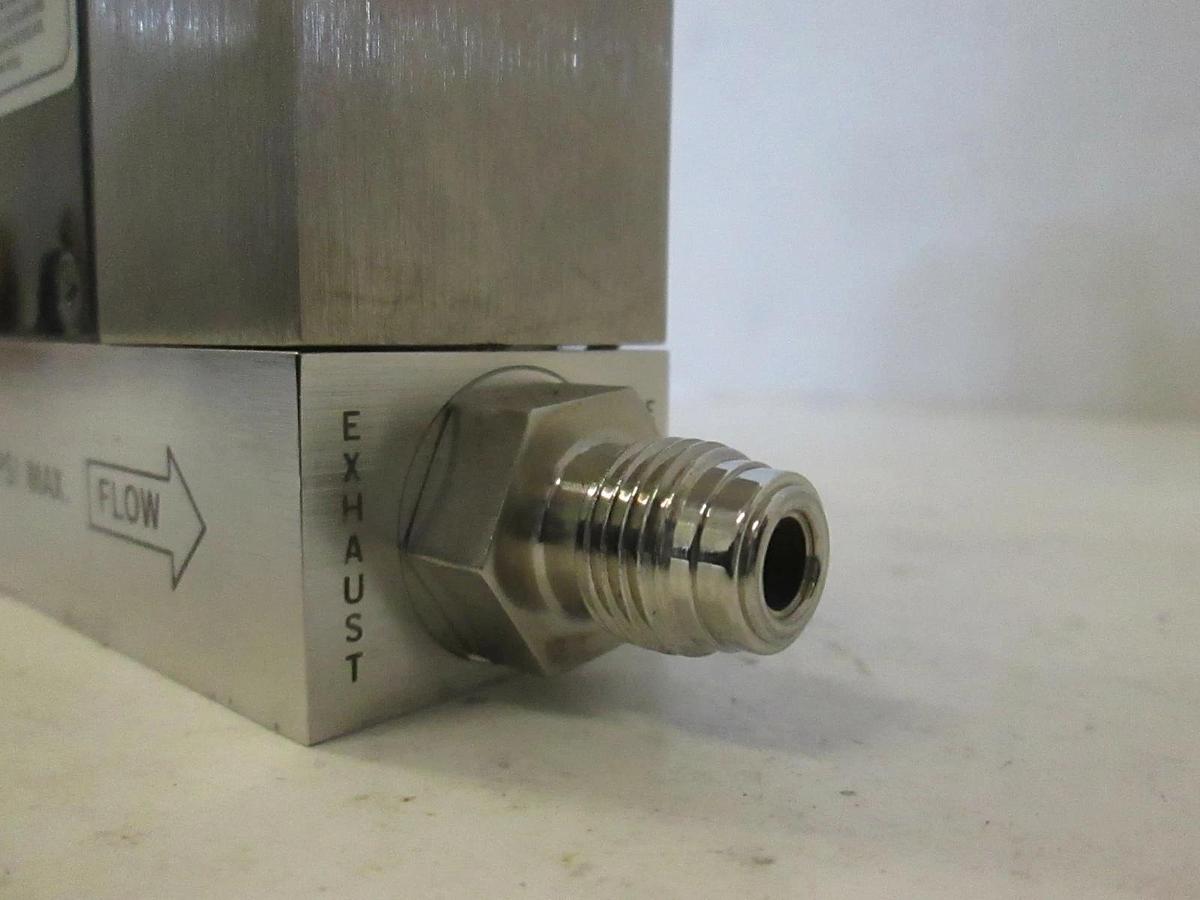 Used Unit UFC-1100A, Mass Flow Controller MFC, NH3, 300 SCCM, Used