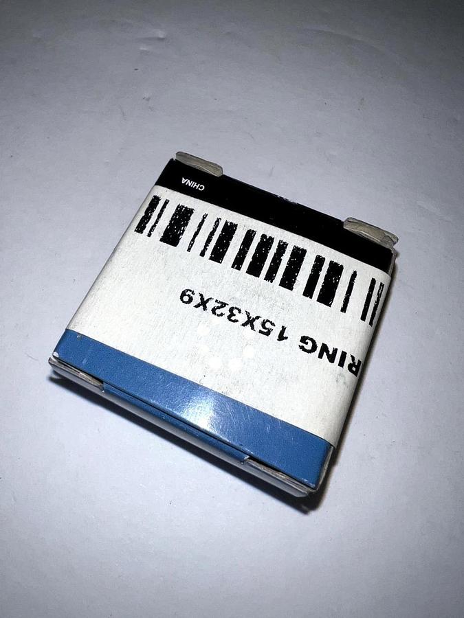 Used AXIS DIASAH076 6002-2RS Radial Ball Bearing 15X32X9, New