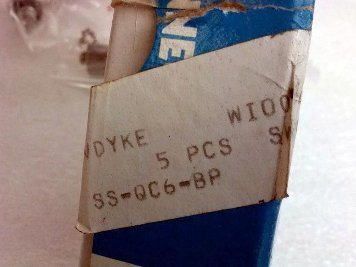 Swagelok SS-QC6-BP, Quick Connect Body Protector for 3/8" - LOT of 5. New