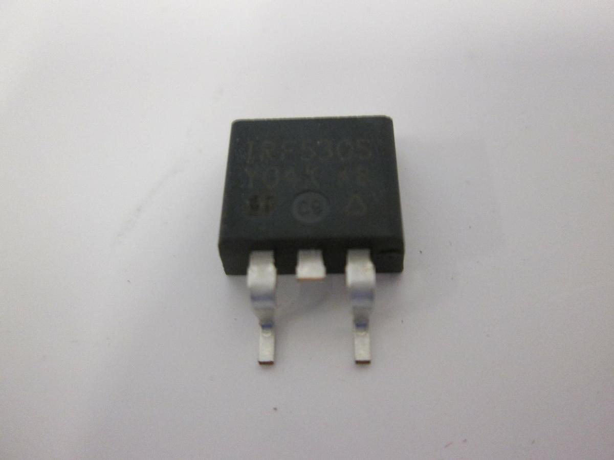 Vishay IRF530SY04K New power MOSFET, Lot of 50