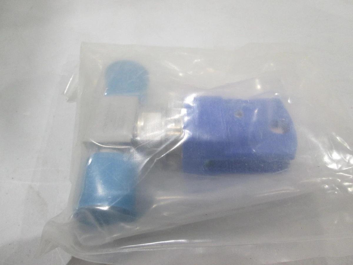 Swagelok, 6LVV-DPLFR4-P, Manual Valve w/ Lock Out, New