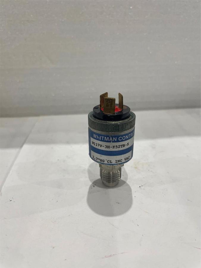Used Whitman Controls Corp, W117V-3H-K52TB-X, Vacuum Switch, Used