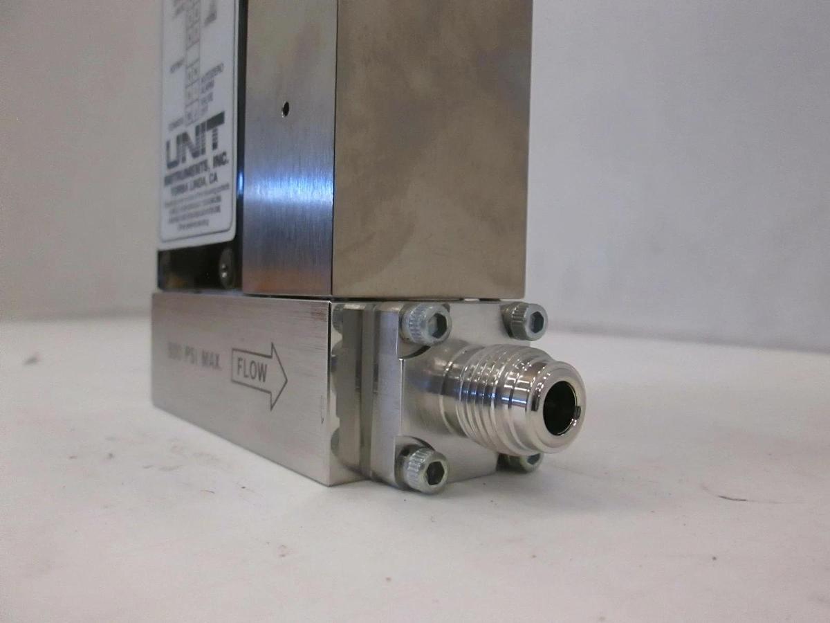 Used Unit UFC-1160A, Mass Flow Controller, 200 SCCM, BCL3, Used