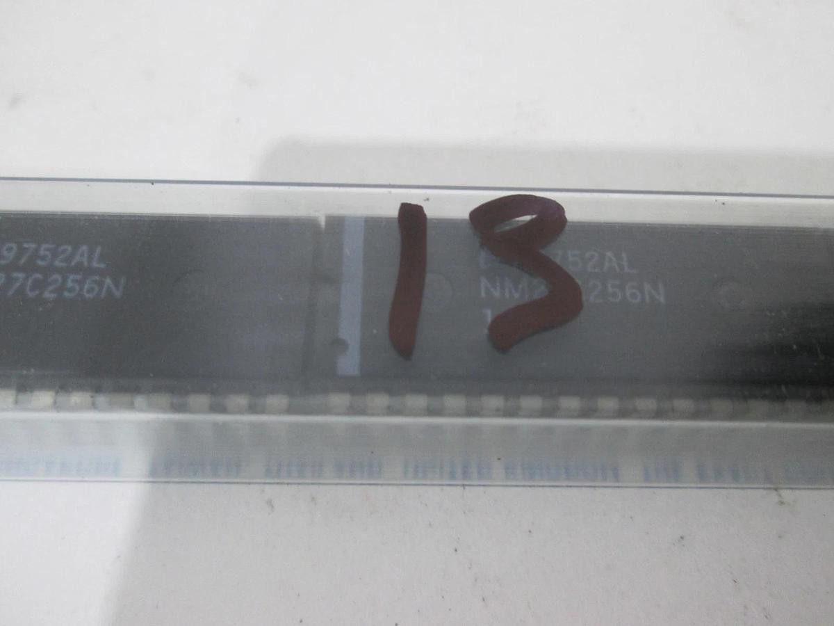 NSC, H9752AL, NM27C256N, Integrated Circuit, New, Lot of 13