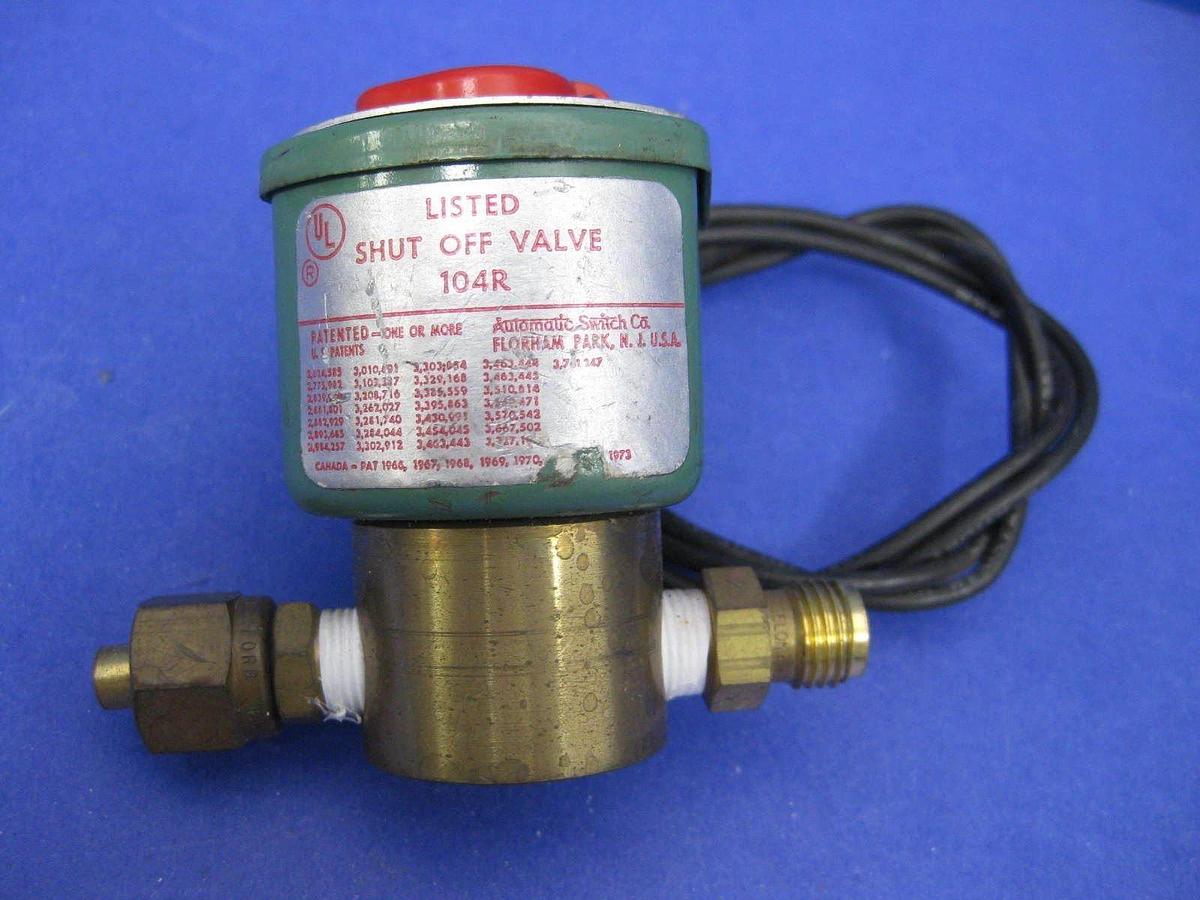 Used Asco 8262C31 Red Hat Solenoid Valve, 1/8", 24 VDC, 50/60/80 psi, Used